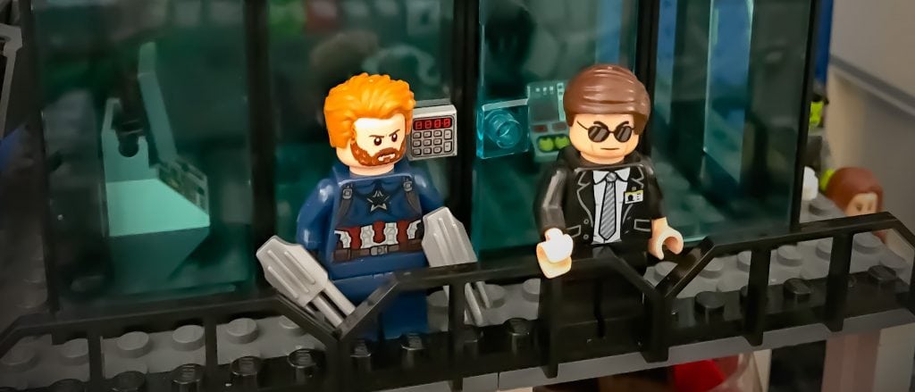 Custom lego online avengers